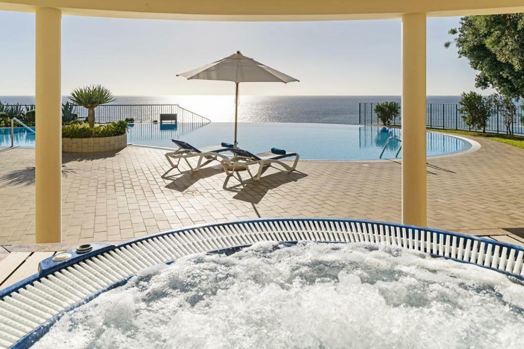 Formosa Infinity Pool Apartment Funchal  Luaran gambar